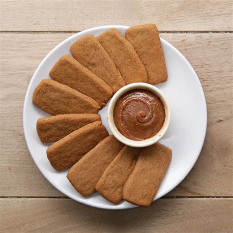 Is biscoff cookie butter the same as Speculoos?